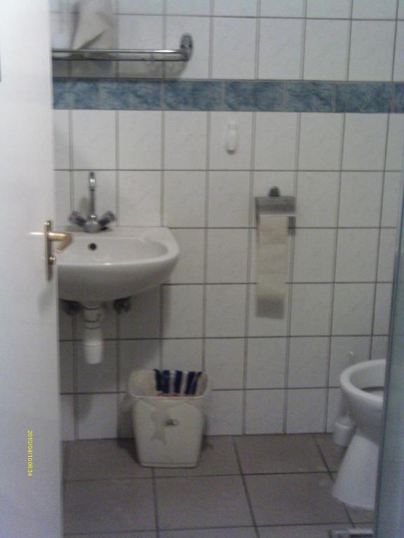 Ifi Hostel Печ Екстериор снимка